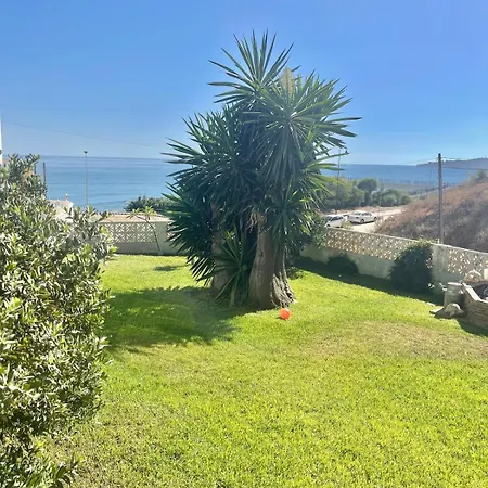 Cozy House With Pool Villa El Faro